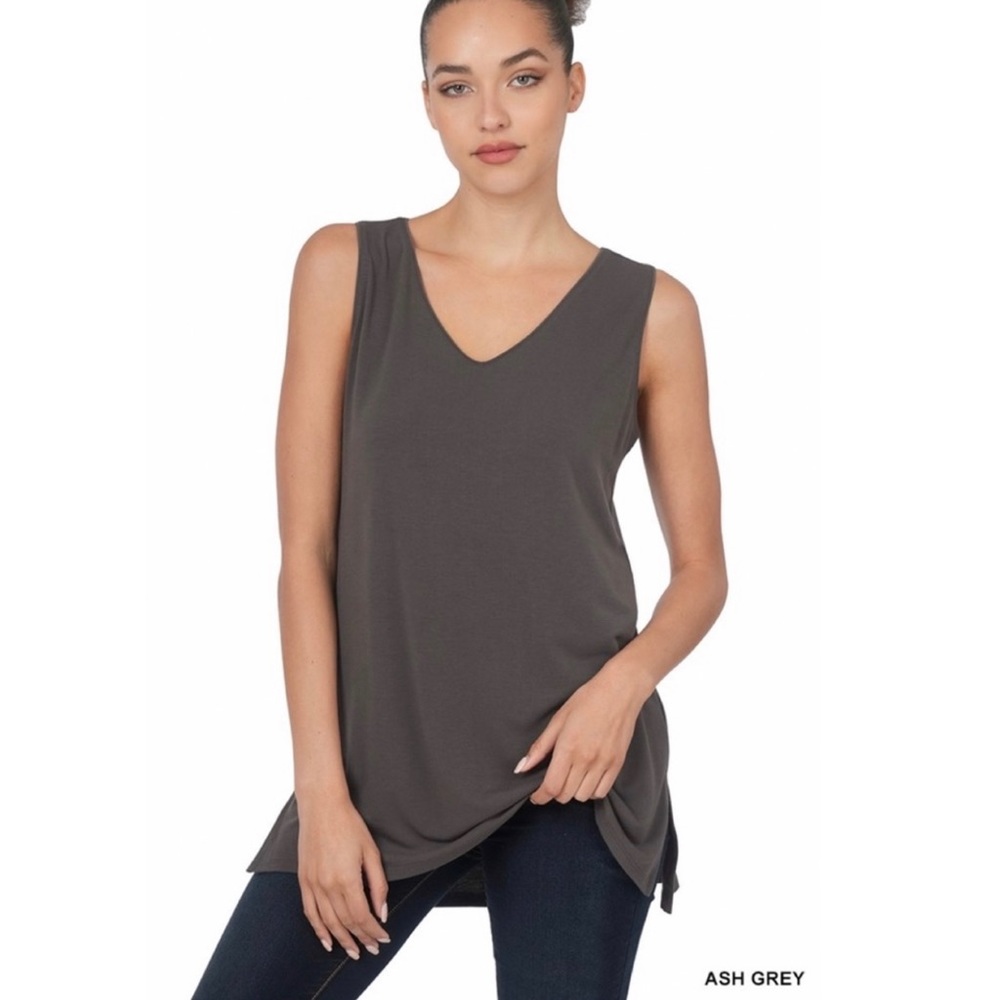 Sleeveless V- Neck. Ash Gray. Hi-Low